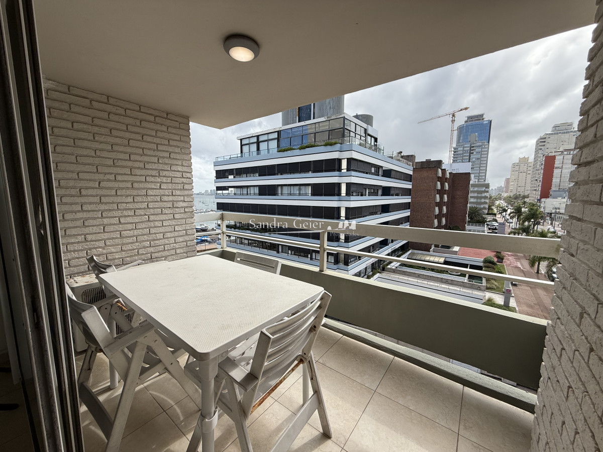 Apartamento ID.2877 - APARTAMENTO EN PENINSULA  A PASOS DEL PUERTO