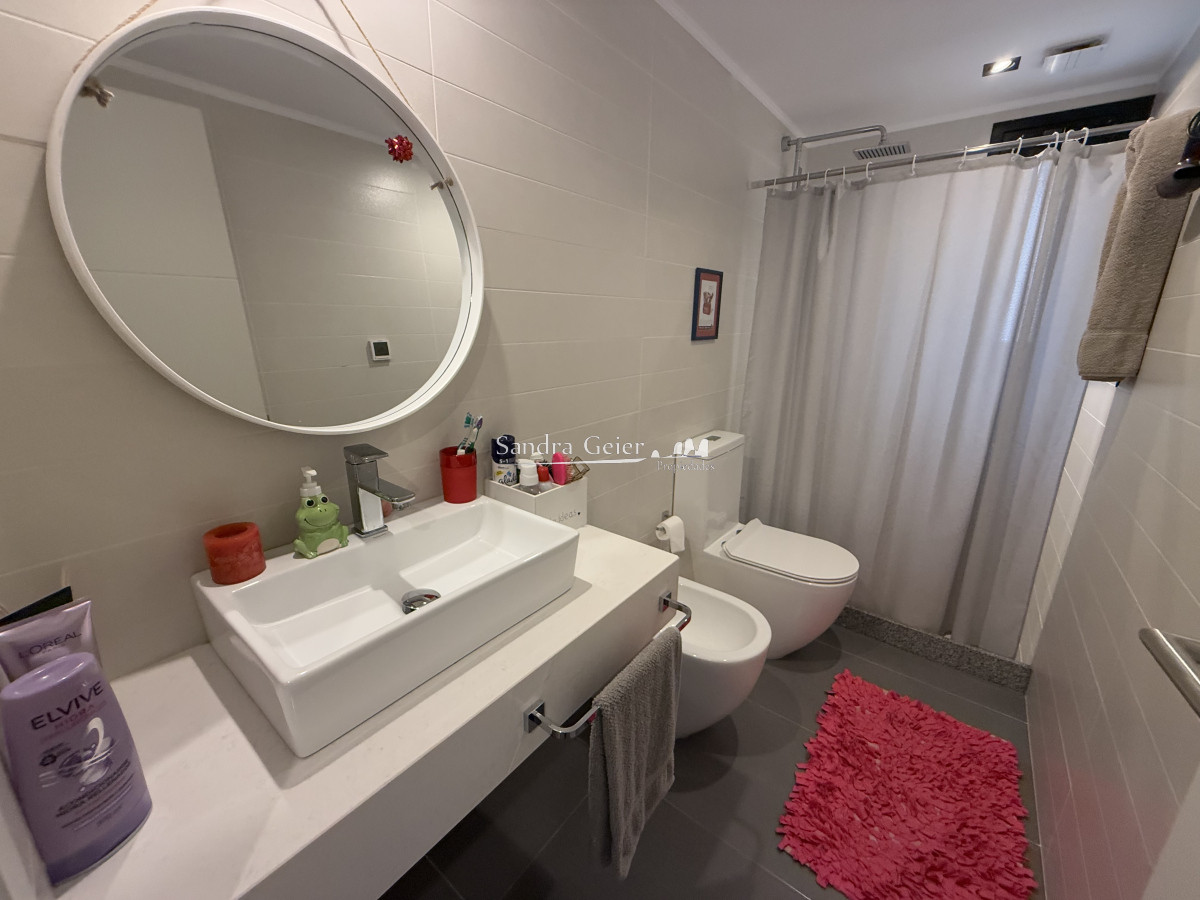 Apartamento ID.2859 - VENTA PENINSULA CASI A ESTRENAR EDIFIIO BONAIRE 