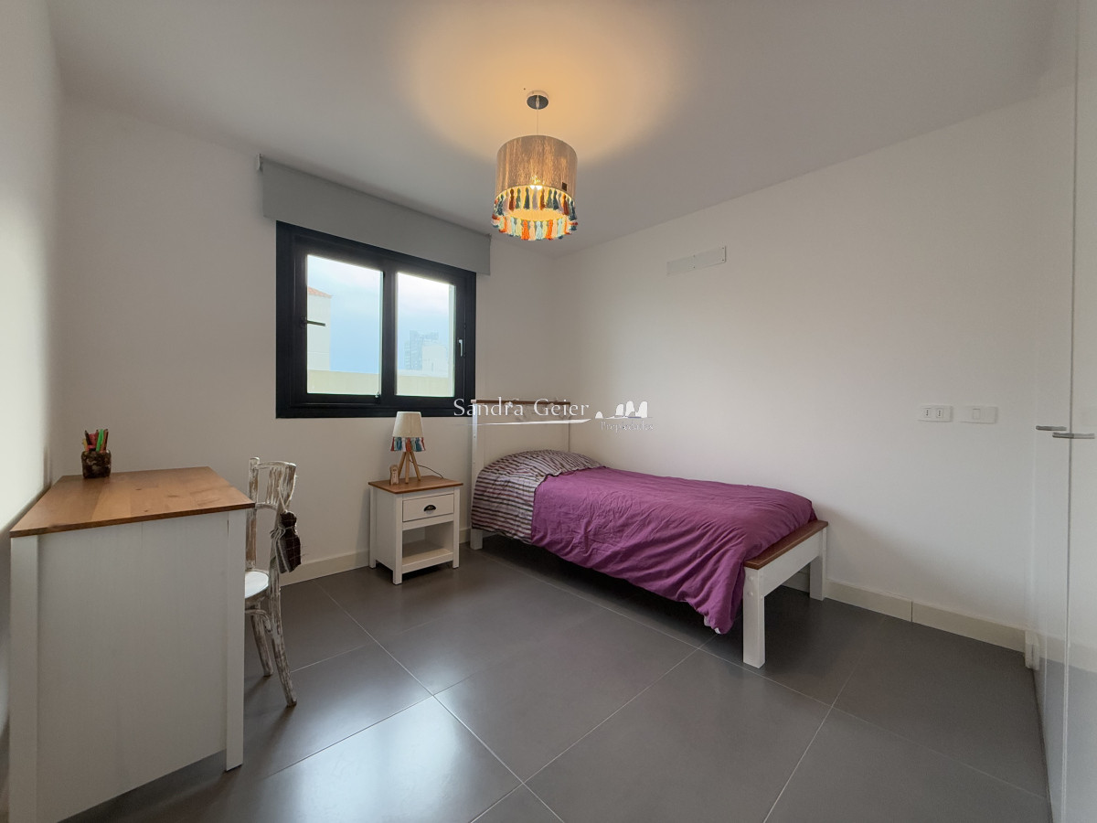 Apartamento ID.2859 - VENTA PENINSULA CASI A ESTRENAR EDIFIIO BONAIRE 