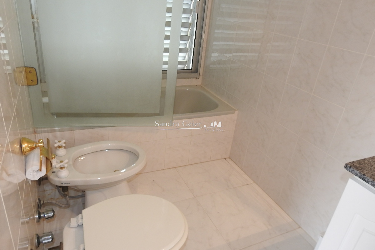 Apartamento ID.1308 - EDIFICIO EXCELENTE CATEGORIA