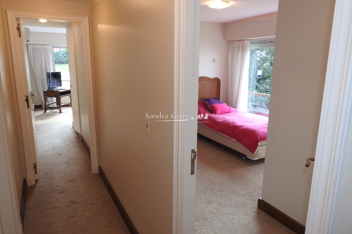 Apartamento ID.1308 - EDIFICIO EXCELENTE CATEGORIA