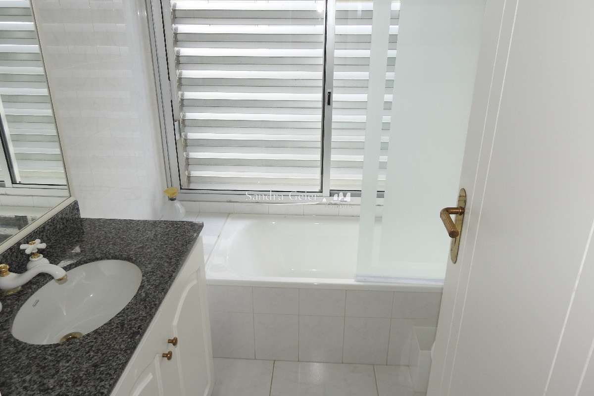 Apartamento ID.1308 - EDIFICIO EXCELENTE CATEGORIA