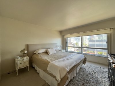 Apartamento ID.2507 - PENINSULA VENTA VISTA EXCELENTE AL PUERTO