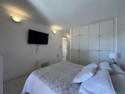Apartamento ID.2844 - VENTA AV. CHIVERTA AIDY GRILL.        