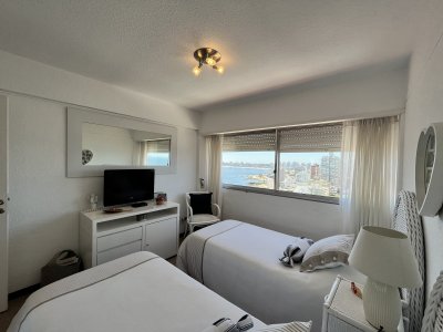 Apartamento ID.2325 - Peninsula vista al PUerto de PUnta del Este