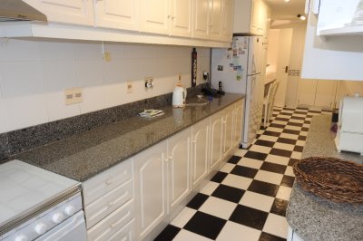 Apartamento ID.1308 - EDIFICIO EXCELENTE CATEGORIA