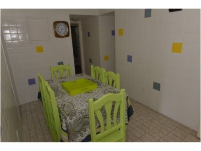 Apartamento ID.2185 - PENINSULA PLANTA DE EXCELENTES DIMENSIONES FRENTE AL MAR 2 GARAGES