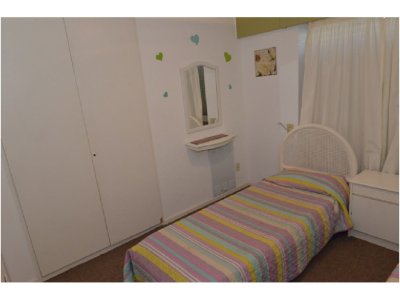 Apartamento ID.2185 - PENINSULA PLANTA DE EXCELENTES DIMENSIONES FRENTE AL MAR 2 GARAGES