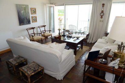 Apartamento ID.2472 - Apartamento en Peninsula, 4 dormitorios  VENTA FRENTE AL MAR