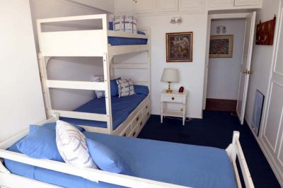 Apartamento ID.2472 - Apartamento en Peninsula, 4 dormitorios  VENTA FRENTE AL MAR