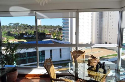 Apartamento ID.2895 - VENTA MANSA COMPLEJO   FRENTE AL MAR 