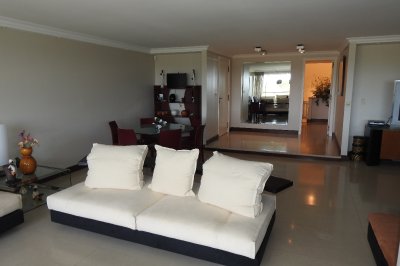 Apartamento ID.1308 - EDIFICIO EXCELENTE CATEGORIA