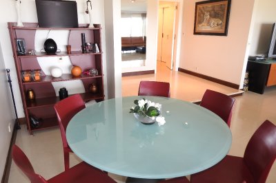 Apartamento ID.1308 - EDIFICIO EXCELENTE CATEGORIA