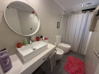 Apartamento ID.2859 - VENTA PENINSULA CASI A ESTRENAR EDIFIIO BONAIRE 