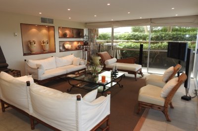Apartamento ID.1308 - EDIFICIO EXCELENTE CATEGORIA