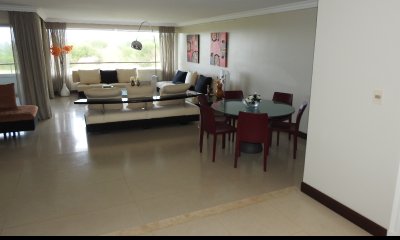 EDIFICIO EXCELENTE CATEGORIA