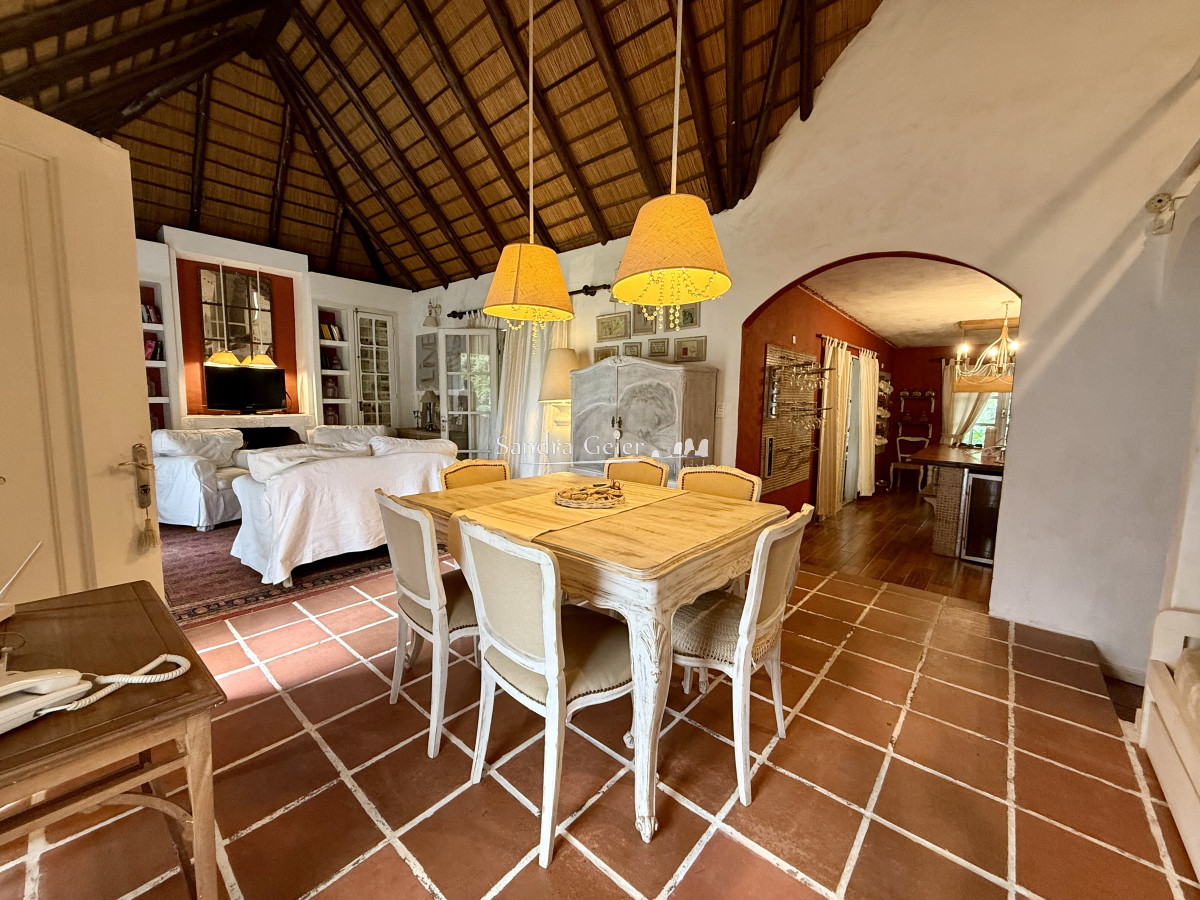 Casa ID.2918 - venta casa lindo entorno