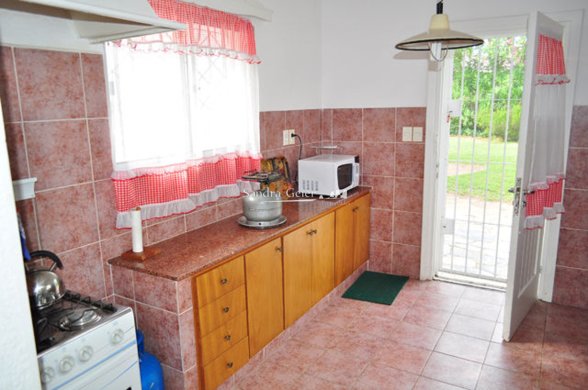 Casa ID.3261 - Casa ubicada en Cantegril con lindo terreno