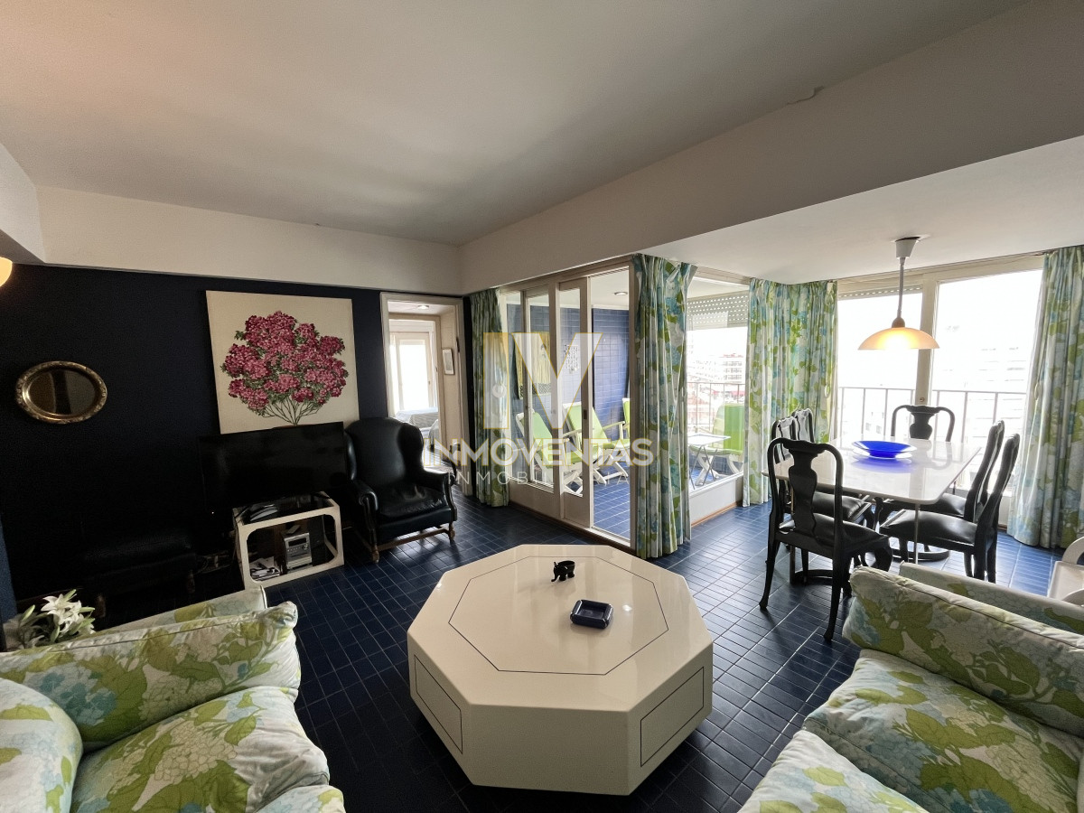 Apartamento ID.4100 - Edificio en la entrada de la peninsula