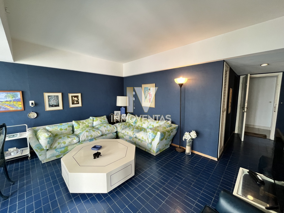 Apartamento ID.4100 - Edificio en la entrada de la peninsula