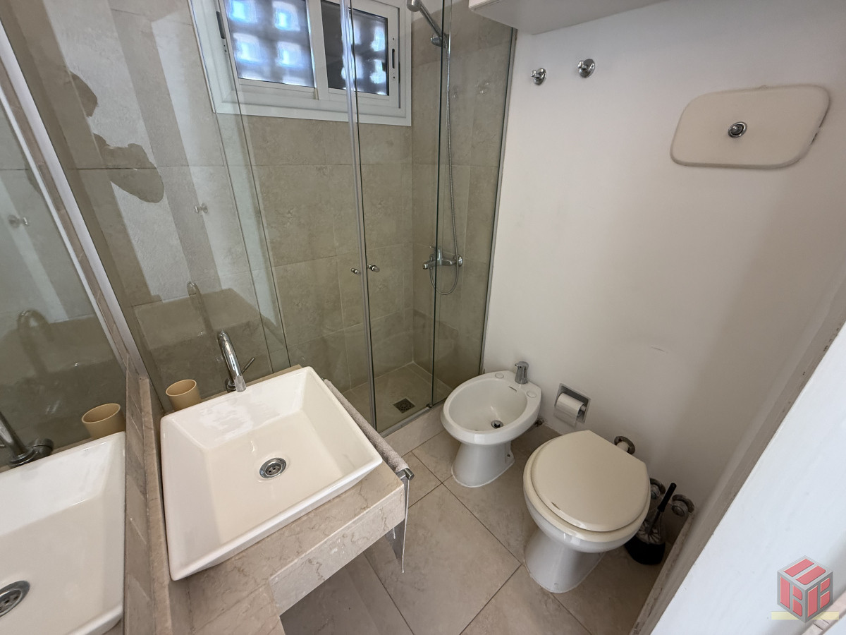 Apartamento ID.8981 - APARTAMENTO EN PENINSULA  A PASOS DEL PUERTO