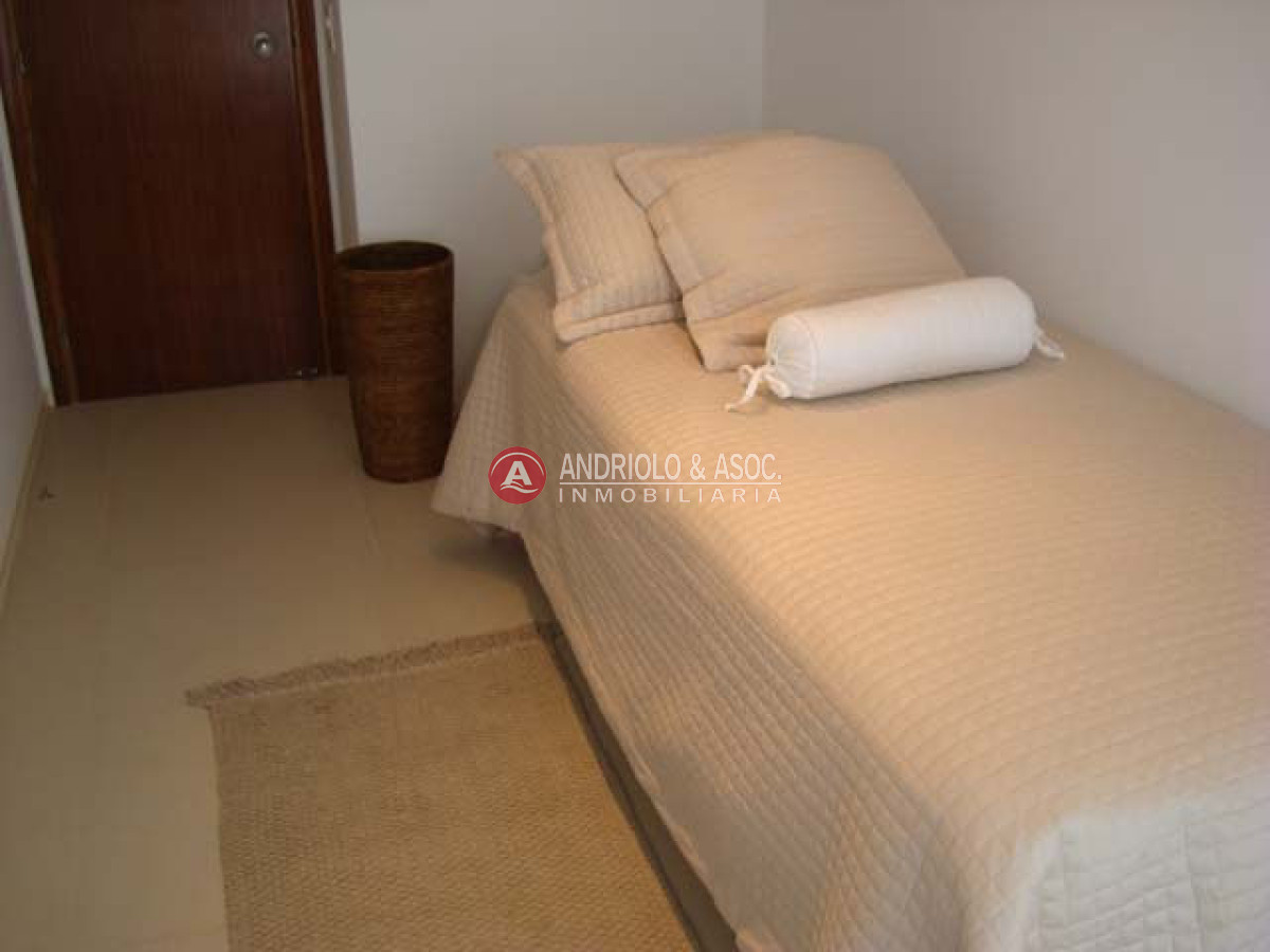 Apartamento ID.6699 - servicio de mucamas, servicio de playa, recepción las 24 hs.