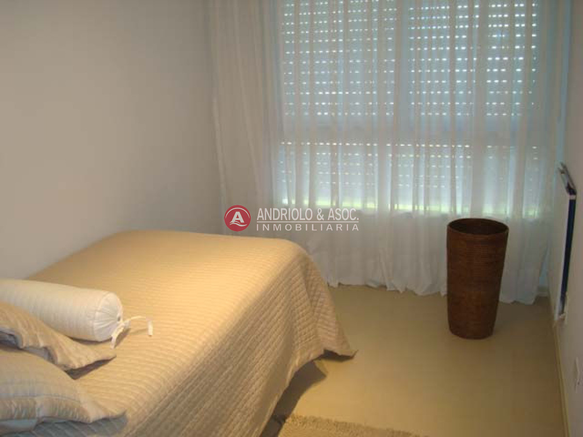 Apartamento ID.6699 - servicio de mucamas, servicio de playa, recepción las 24 hs.