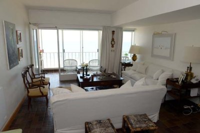 Apartamento en Peninsula con vista al mar, 3 dormitorios más dependencia