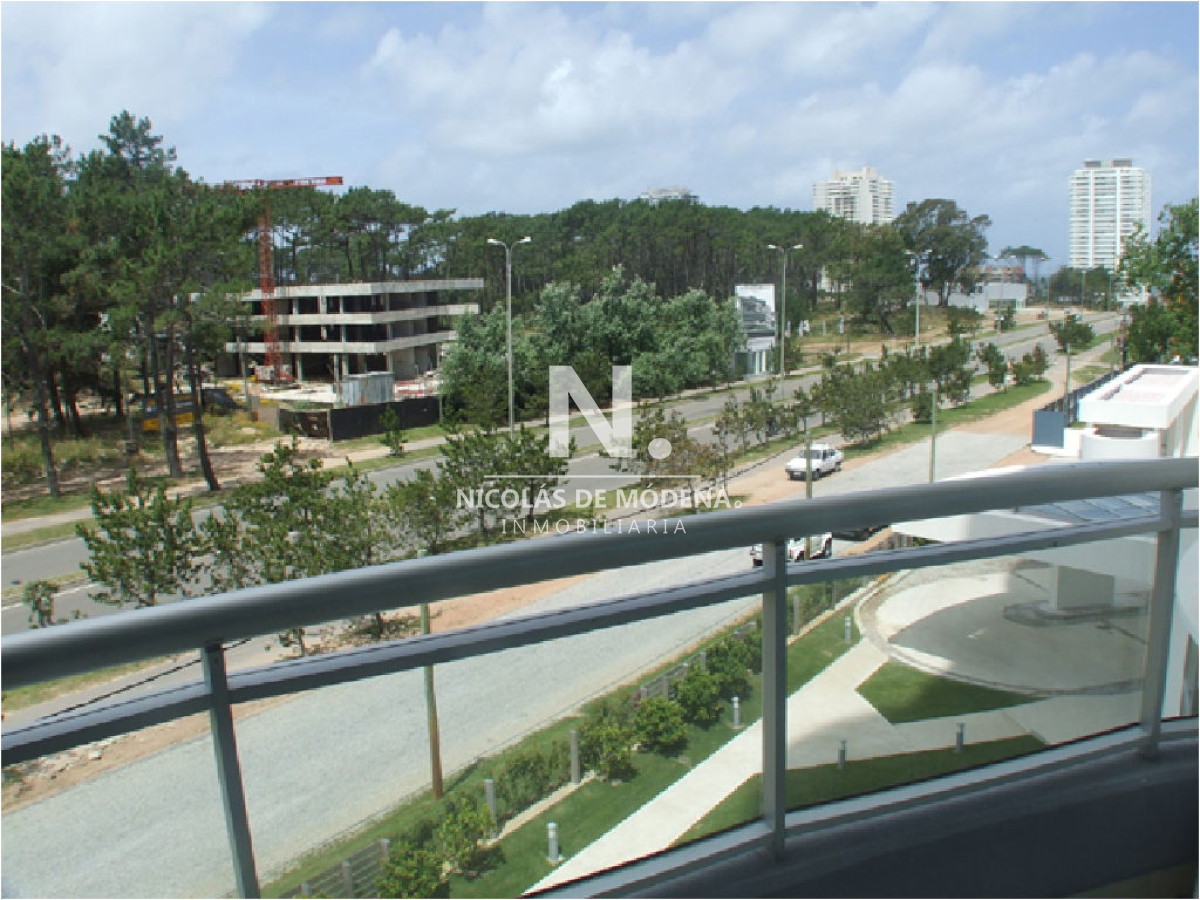 Complejo con todos los servicios, departamento de 2 dormitorios en venta - NDM22986A
