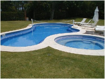 hermosa casa con muy buen parque escucha oferta y financia a largo plazo