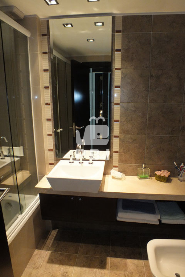 QXBhcnRhbWVudG8gZW4gTWFuc2EsIDIgZG9ybWl0b3Jpb3MgIGNvbiBwYXJyaWxsZXJvIC0gR0FMQSBUT1dFUiAtIFJlZiA6IFBCSTE1Njcy