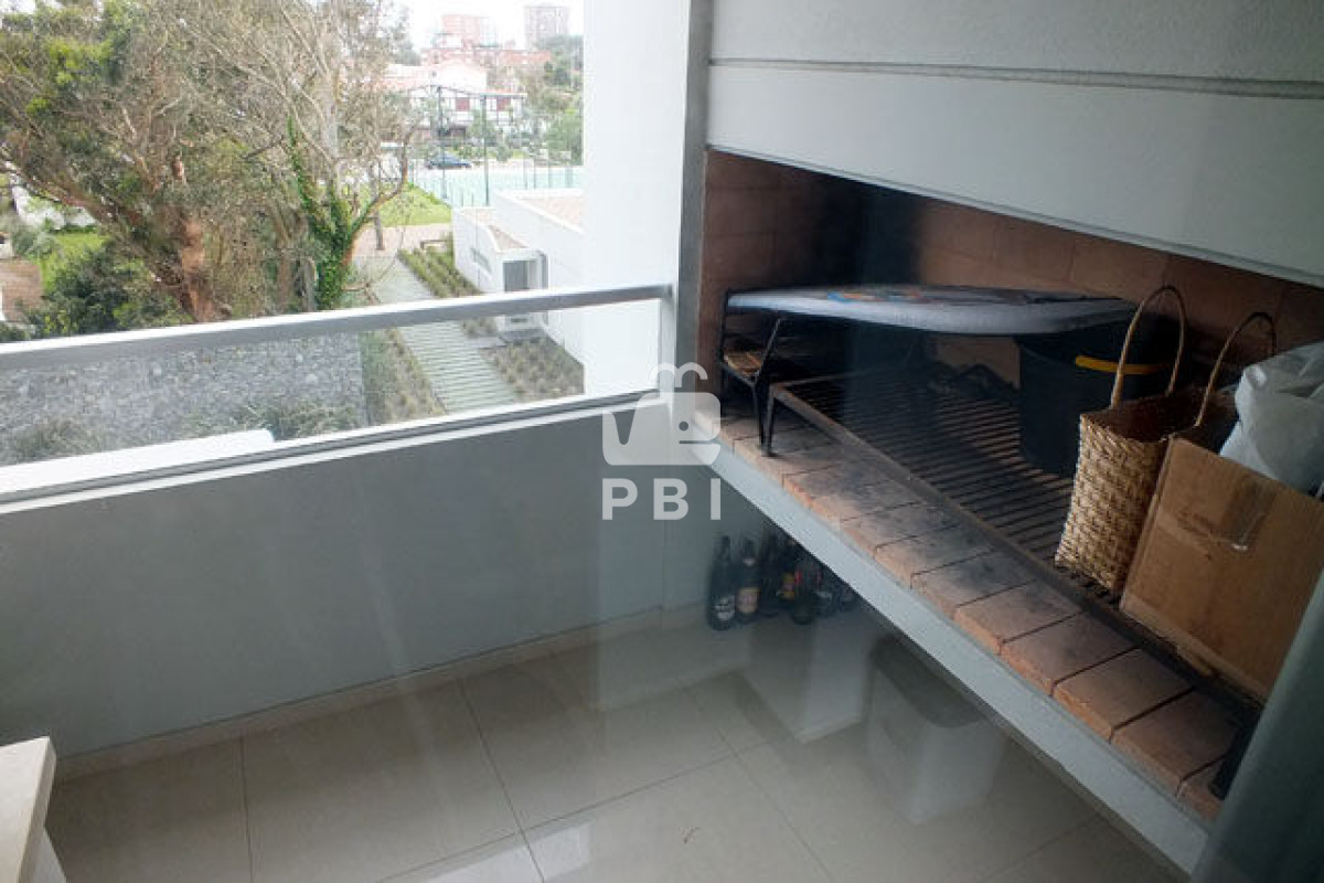 QXBhcnRhbWVudG8gZW4gTWFuc2EsIDIgZG9ybWl0b3Jpb3MgIGNvbiBwYXJyaWxsZXJvIC0gR0FMQSBUT1dFUiAtIFJlZiA6IFBCSTE1Njcy