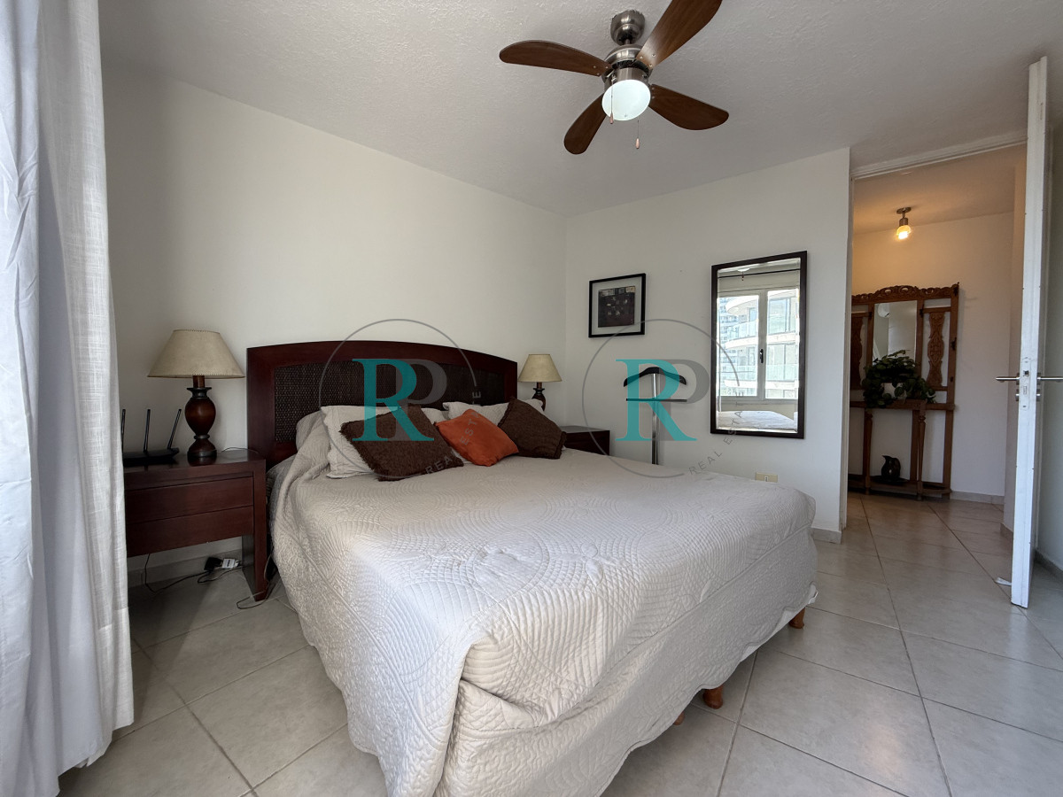 Apartamento ID.1694 - edificio Torre O en playa brava.
