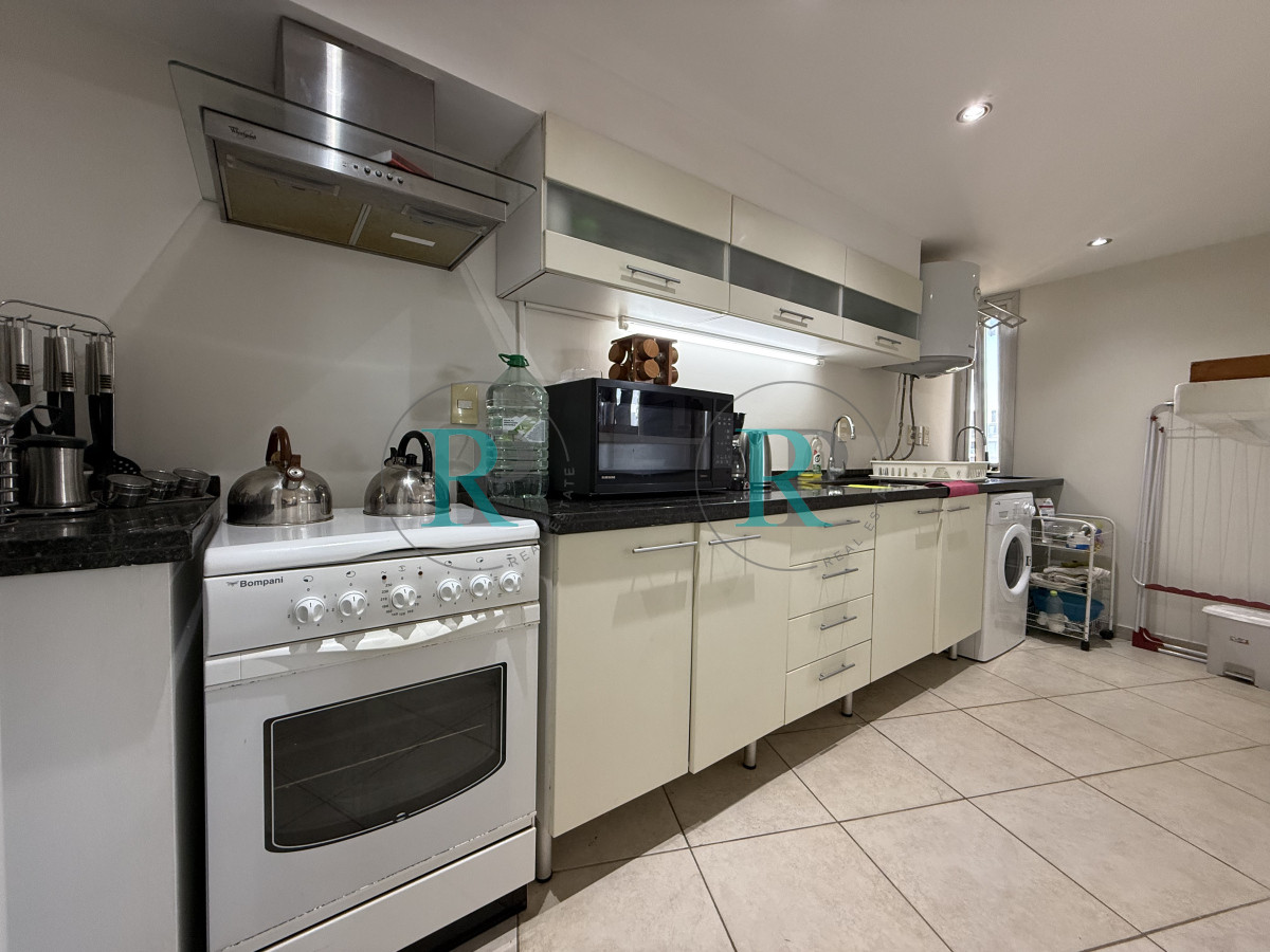 Apartamento ID.1694 - edificio Torre O en playa brava.