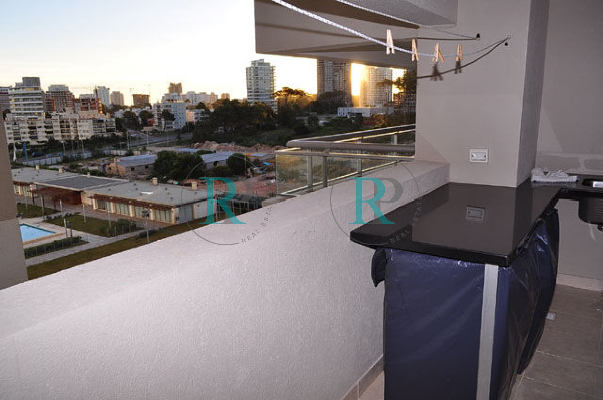 Apartamento ID.2319 - torre lobos , estratégica ubicación en primera fila