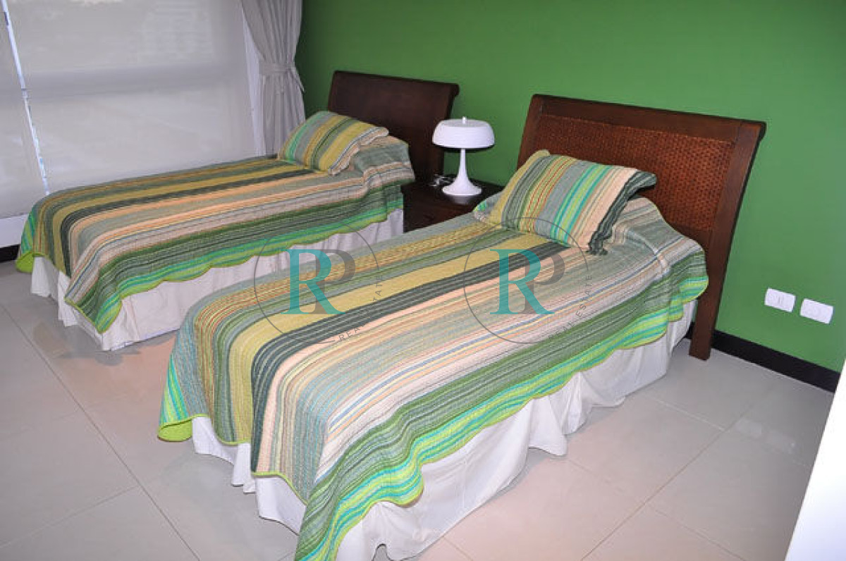 Apartamento ID.2319 - torre lobos , estratégica ubicación en primera fila