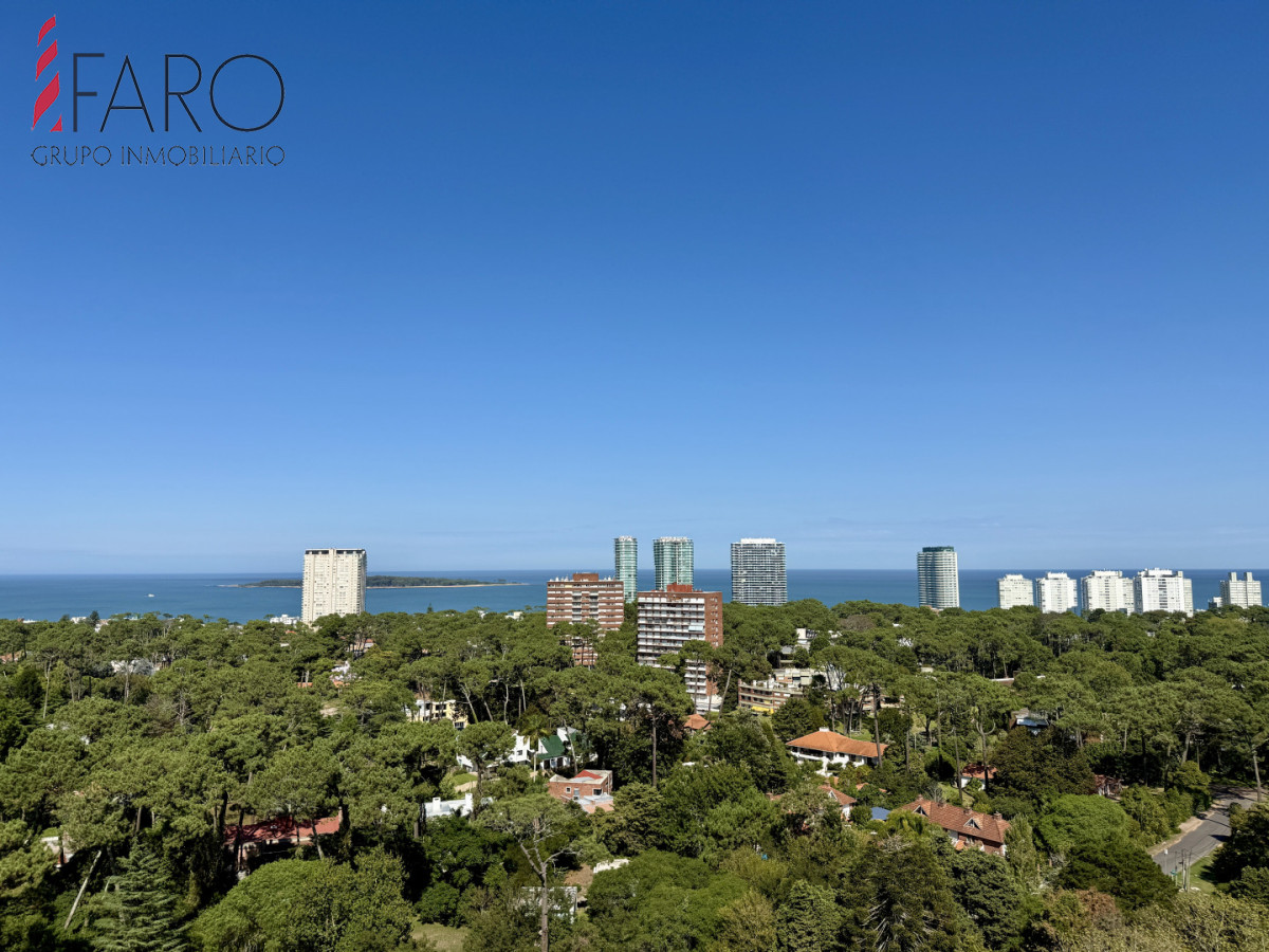 Venta de Apartamento  Parquemar Bosque  Parada 15 de Av. Roosevelt, Punta del Este - FAR43167A