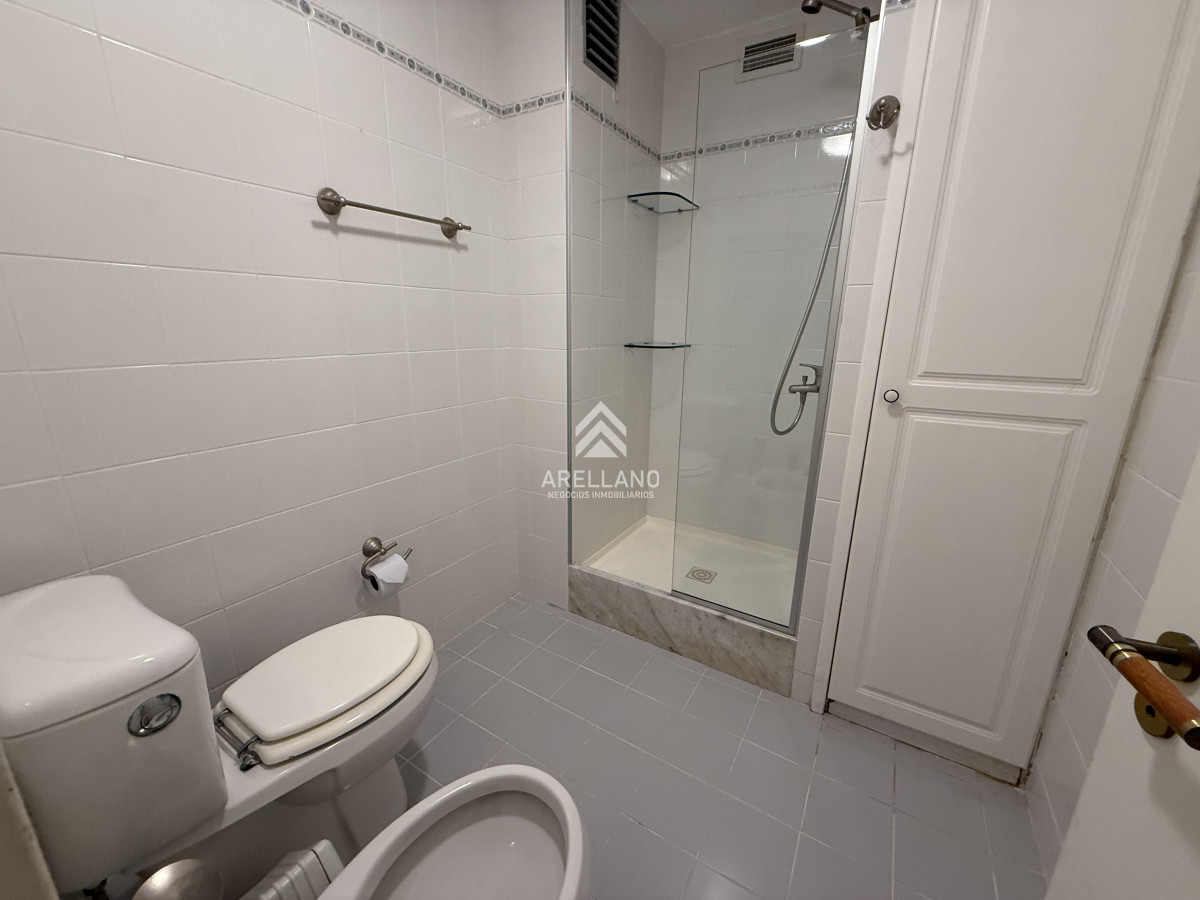 Apartamento ID.5562 - Alquiler Temporal  Lincoln Center Punta del Este