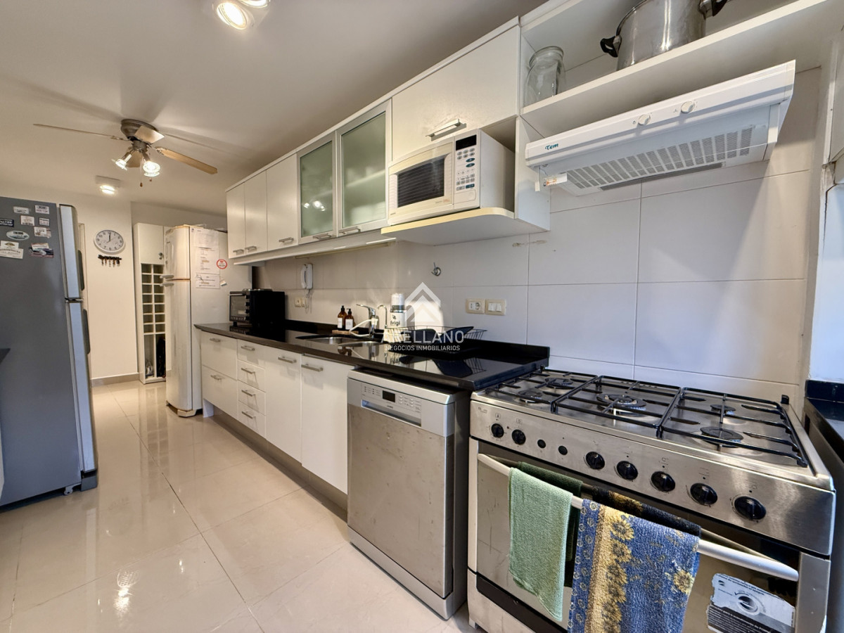 Apartamento ID.6329 - Venta apartamento 3 dormitorios 
