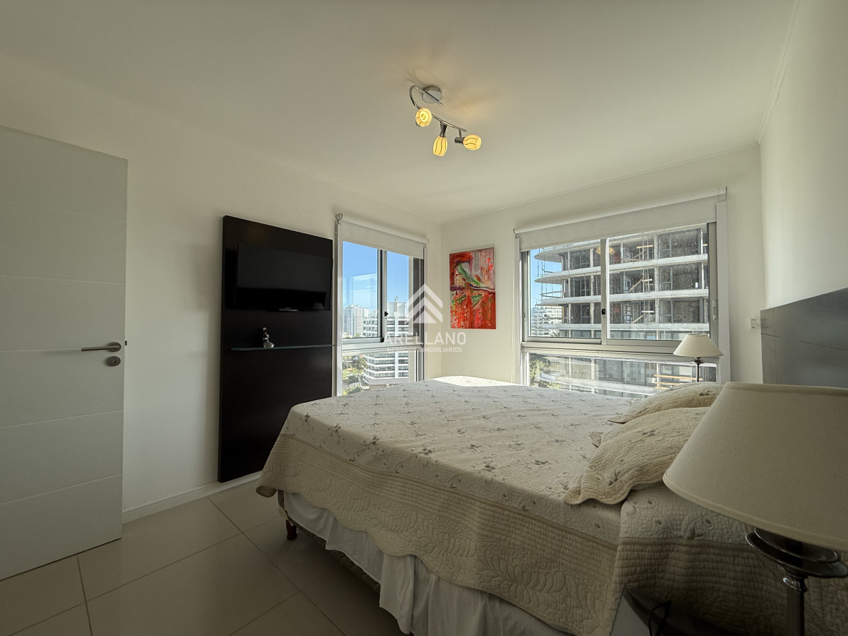 Apartamento ID.5082 - HERMOSO DECORADO CON SERVICIOS VISTA MAR 