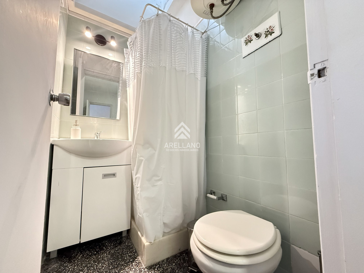 Apartamento ID.5604 - Venta Apartamento en Edificio Mansamar - Primera Línea al Mar