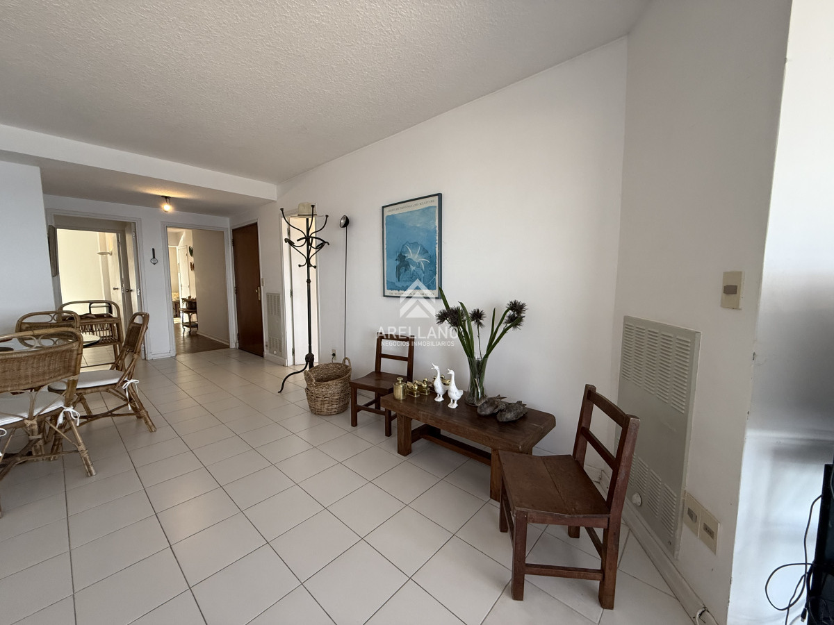 Apartamento ID.4960 - 2 dormitorios y servicio vista al mar APARTAMENTO EN LA BRAVA