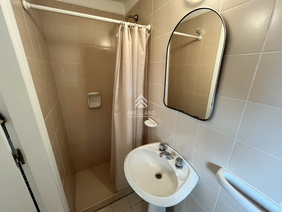 Apartamento ID.4084 - Venta apartamento 2 dormitorios y dependencia Playa Brava 