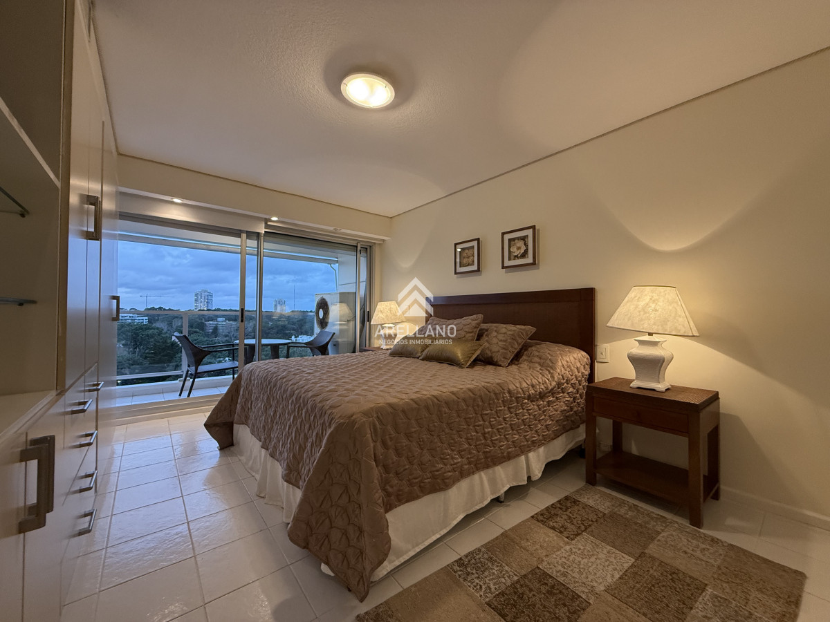 Apartamento ID.5562 - Alquiler Temporal  Lincoln Center Punta del Este