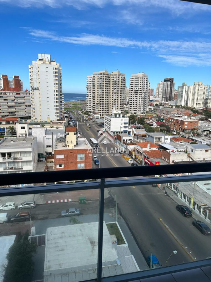 Apartamento ID.5083 - HERMOSO DEPARTAMENTO CON MUY BUENA VISTA 