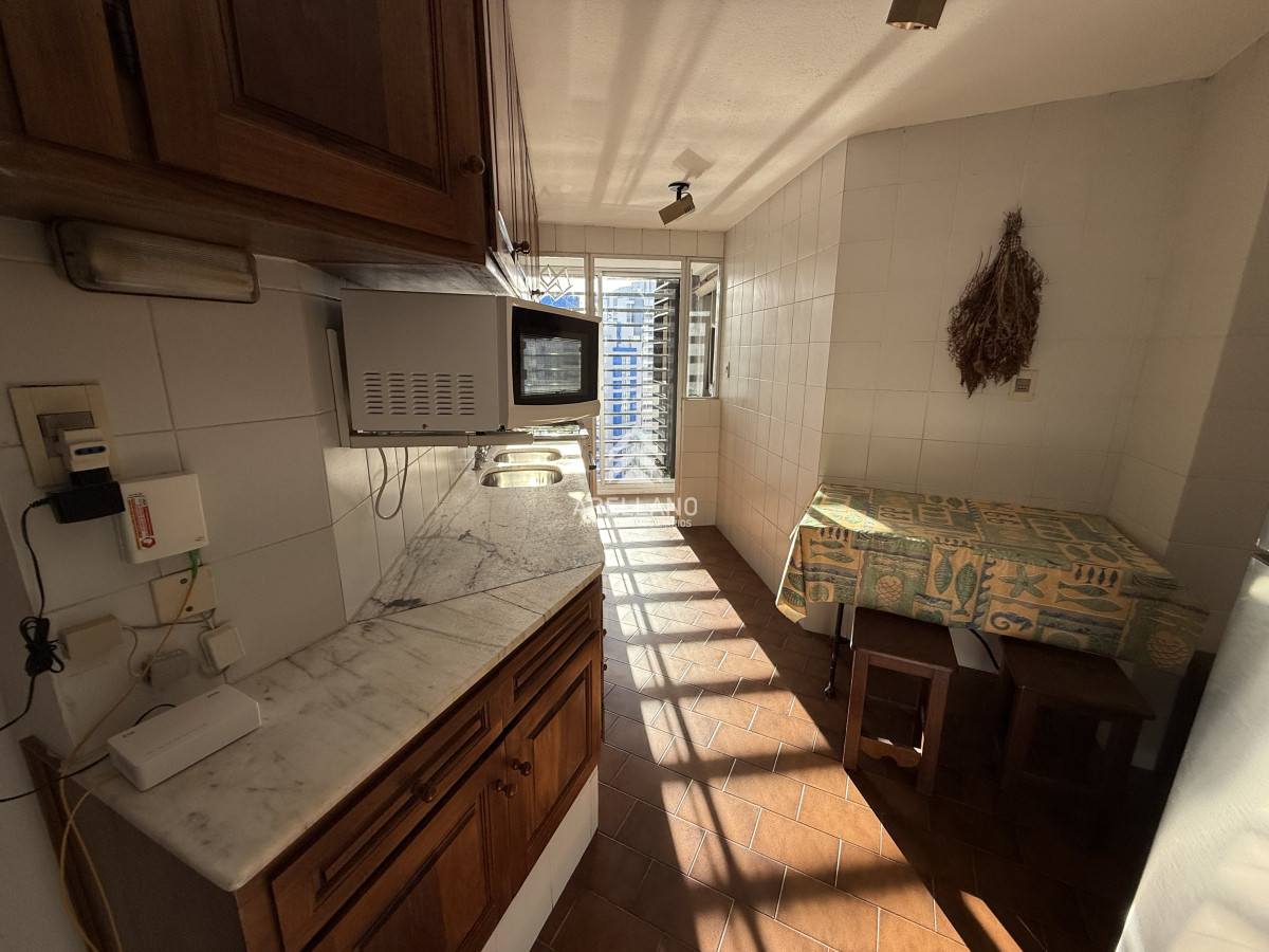 Apartamento ID.4960 - 2 dormitorios y servicio vista al mar APARTAMENTO EN LA BRAVA