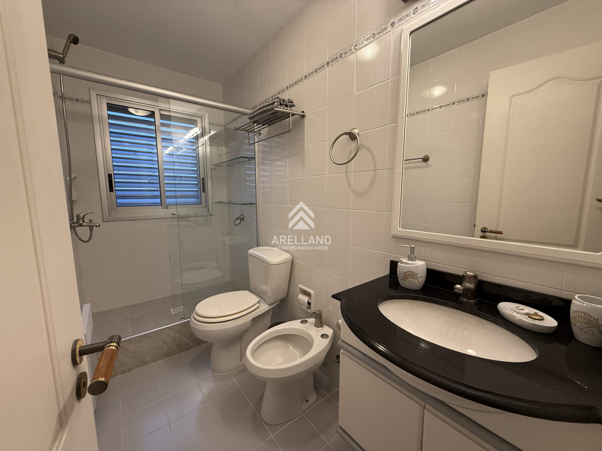 Apartamento ID.5562 - Alquiler Temporal  Lincoln Center Punta del Este