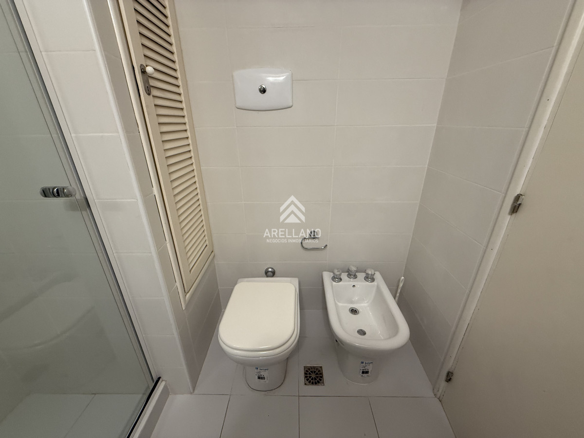 Apartamento ID.4960 - 2 dormitorios y servicio vista al mar APARTAMENTO EN LA BRAVA