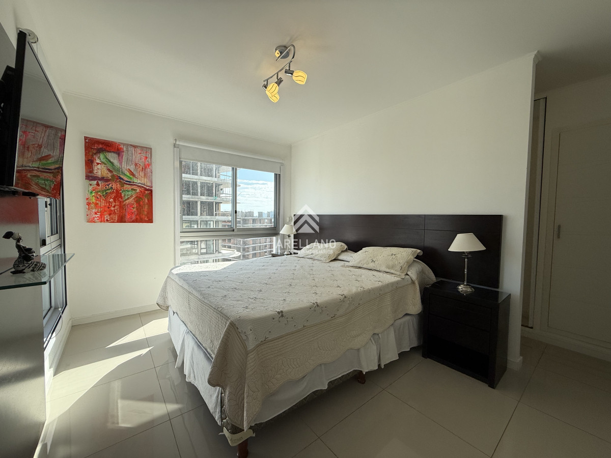 Apartamento ID.5082 - HERMOSO DECORADO CON SERVICIOS VISTA MAR 