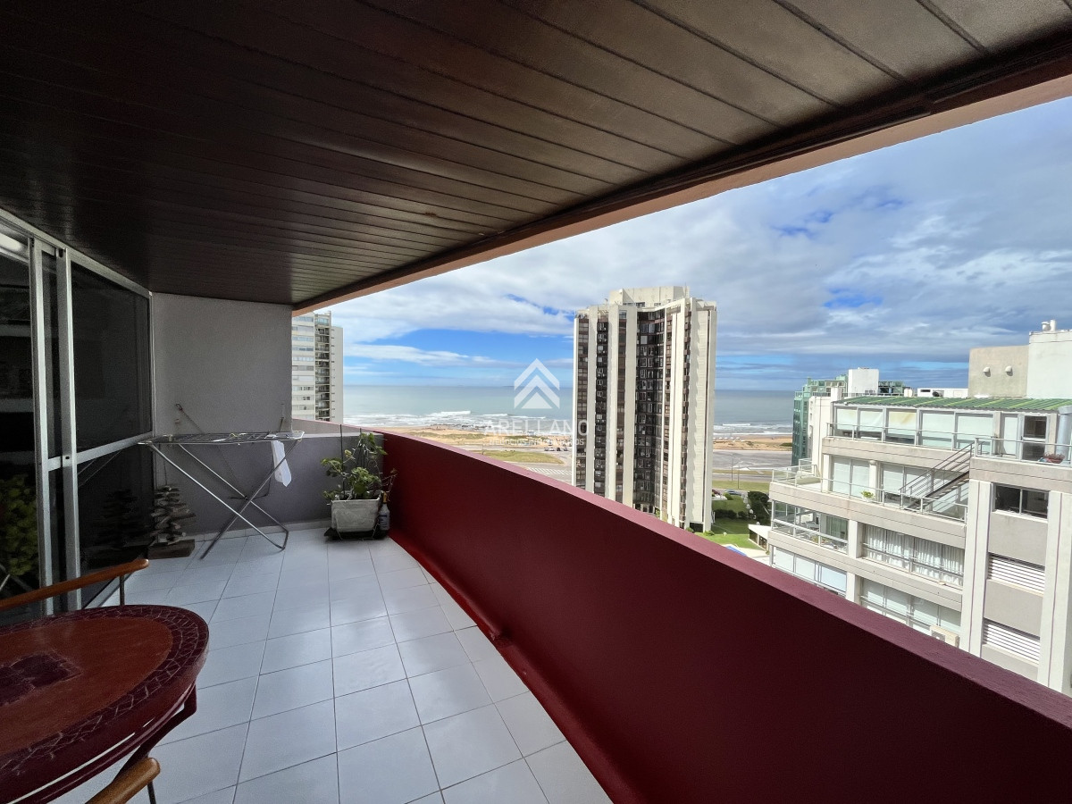 Apartamento ID.5080 - Venta apartamento 2 dormitorios Brava 